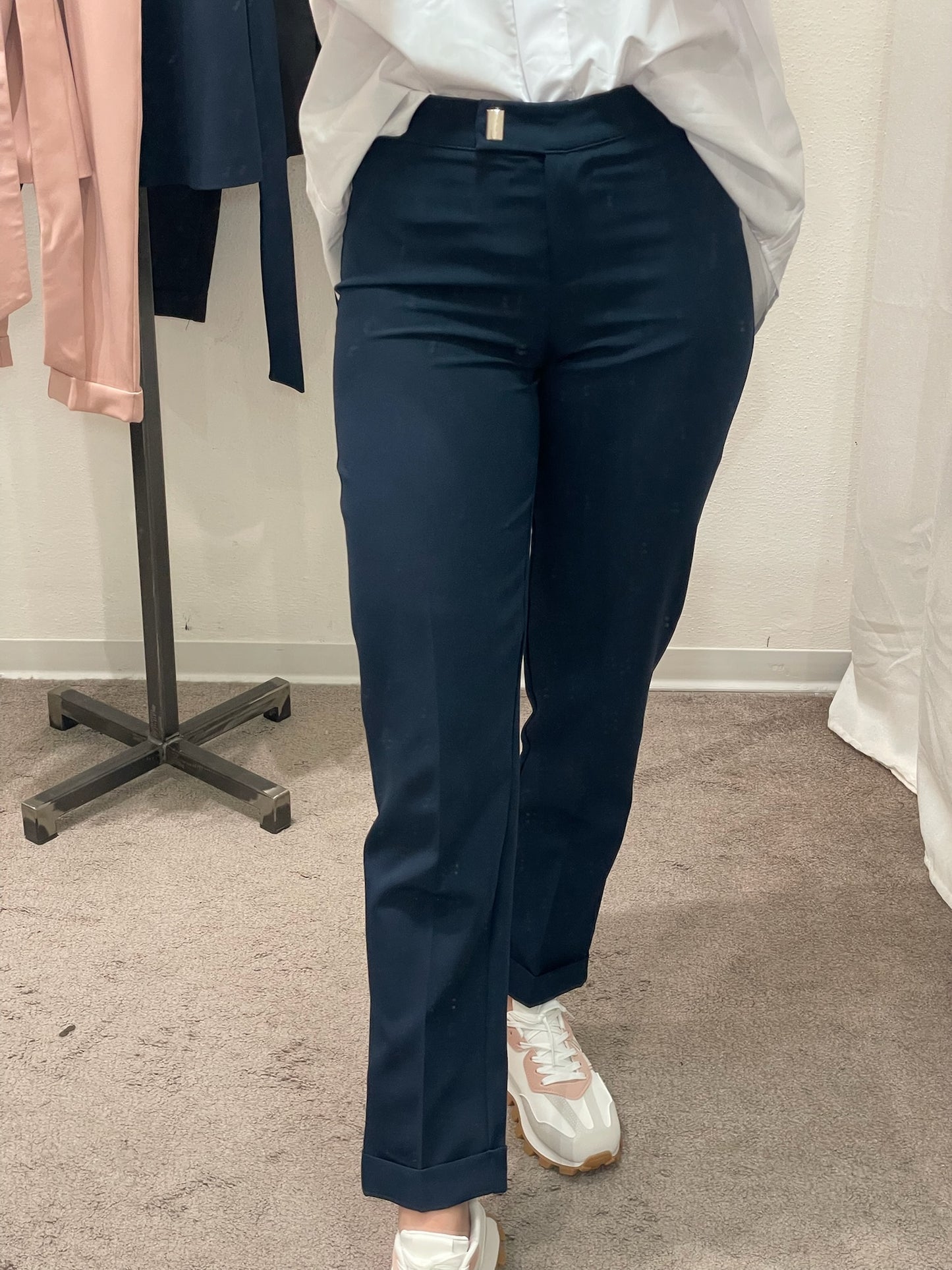 PANTALONE SIGARETTA CON RISVOLTO