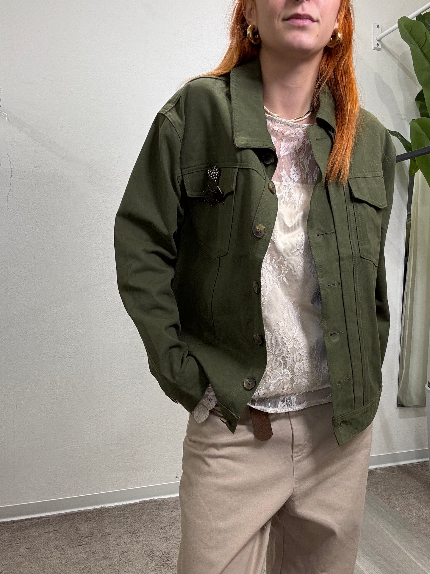 GIACCA MILITARE CON SPILLA