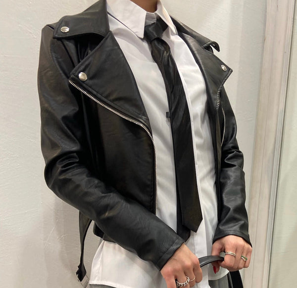 CHIODO IN ECOPELLE CON CINTURA E ZIP