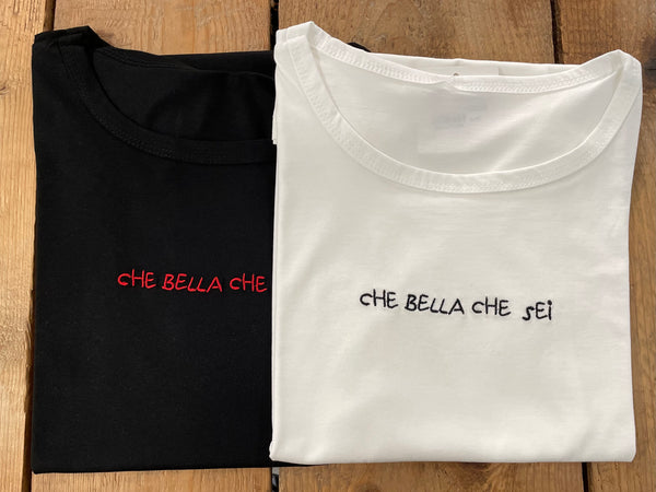 T-SHIRT CON SCRITTA MOD. OVER CHE BELLA CHE SEI