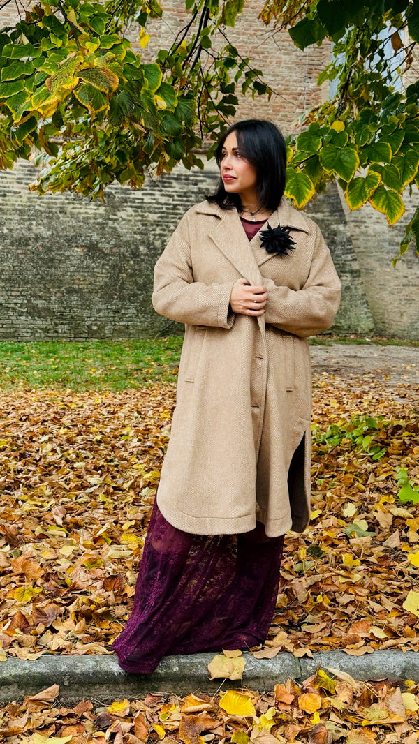 CAPPOTTO LUNGO SVASATO + SPILLA