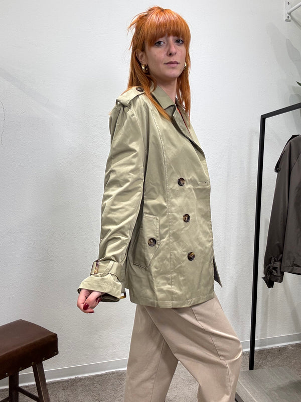 TRENCH CON CINTURA