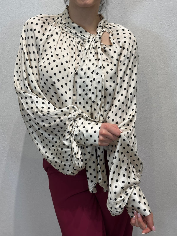 BLUSA A POIS CON FIOCCO