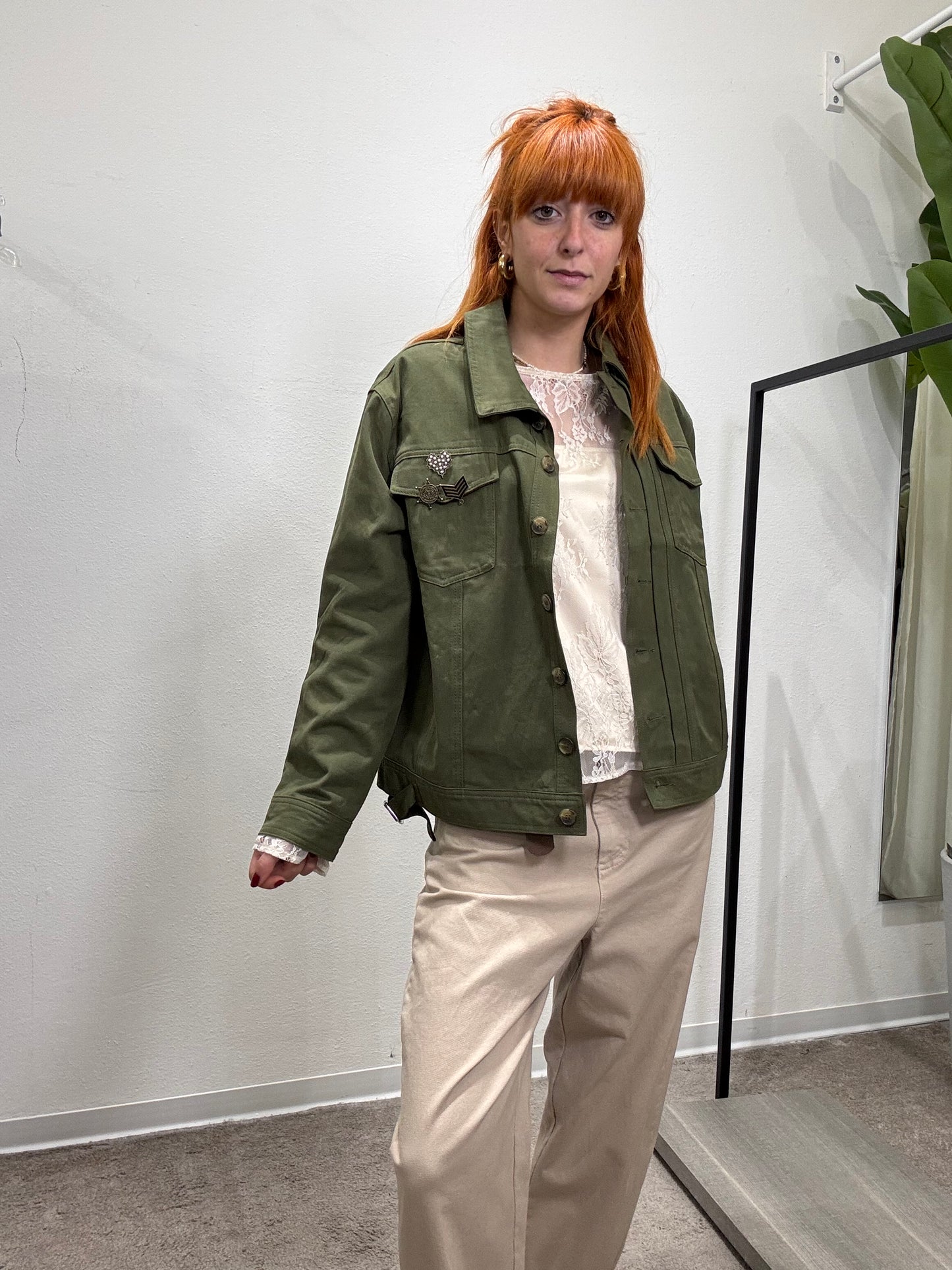 GIACCA MILITARE CON SPILLA