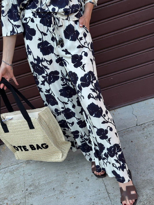 PANTALONE GAMBA AMPIA FANTASIA B/N