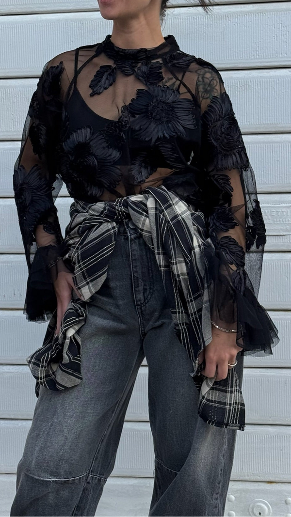 CAMICIA TULLE CON APPLICAZIONI