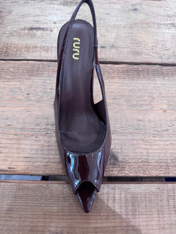 SLINGBACK CON PUNTA TACCO 8