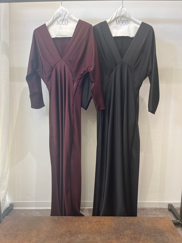 ABITO IN RASO SCOLLO V