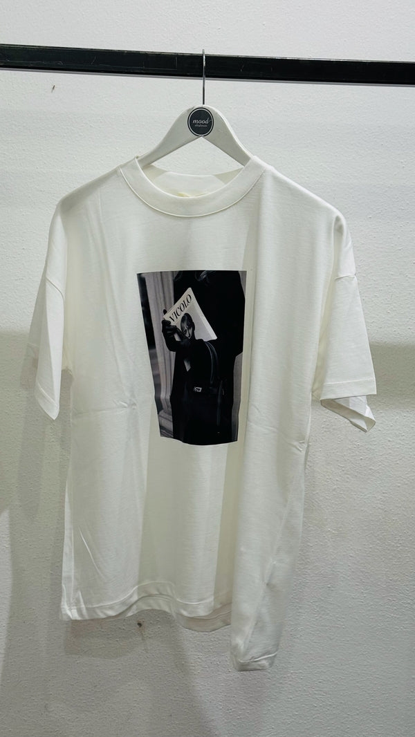 T-SHIRT STAMPA GIORNALE