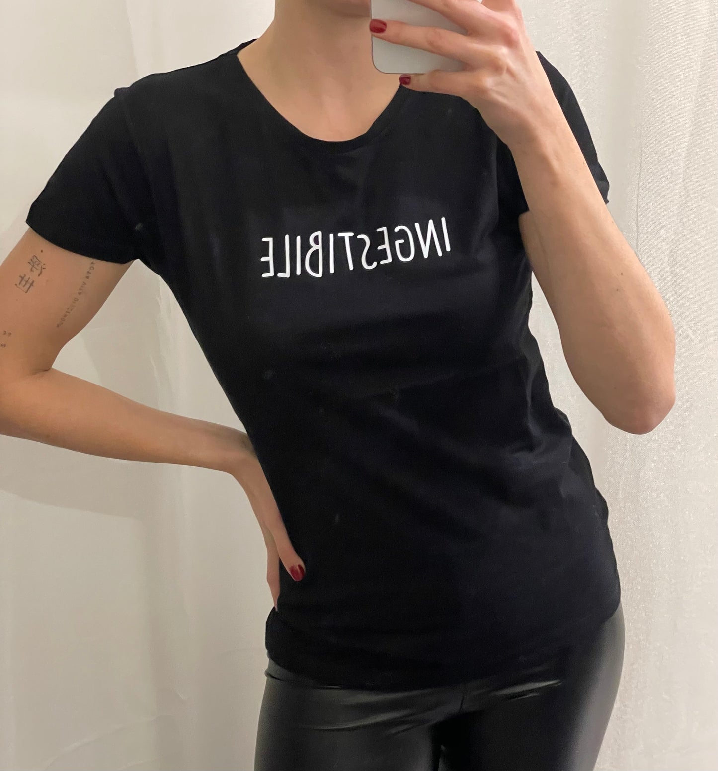 T-SHIRT SCRITTA INGESTIBILE