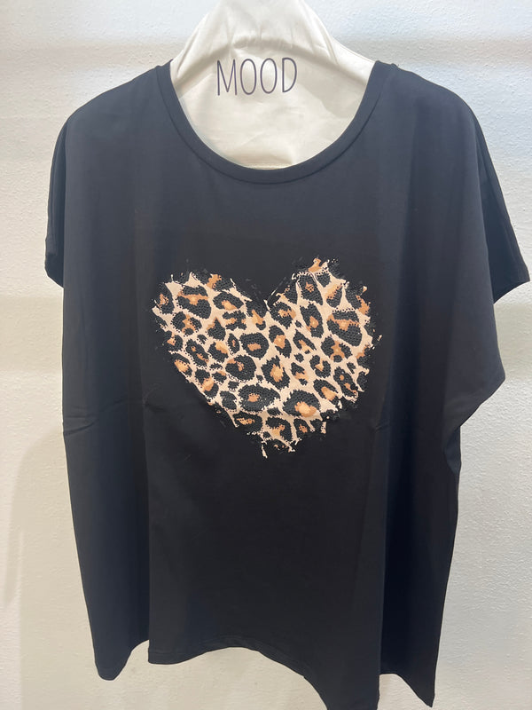 T-SHIRT CON STAMPA CUORE MACULATO
