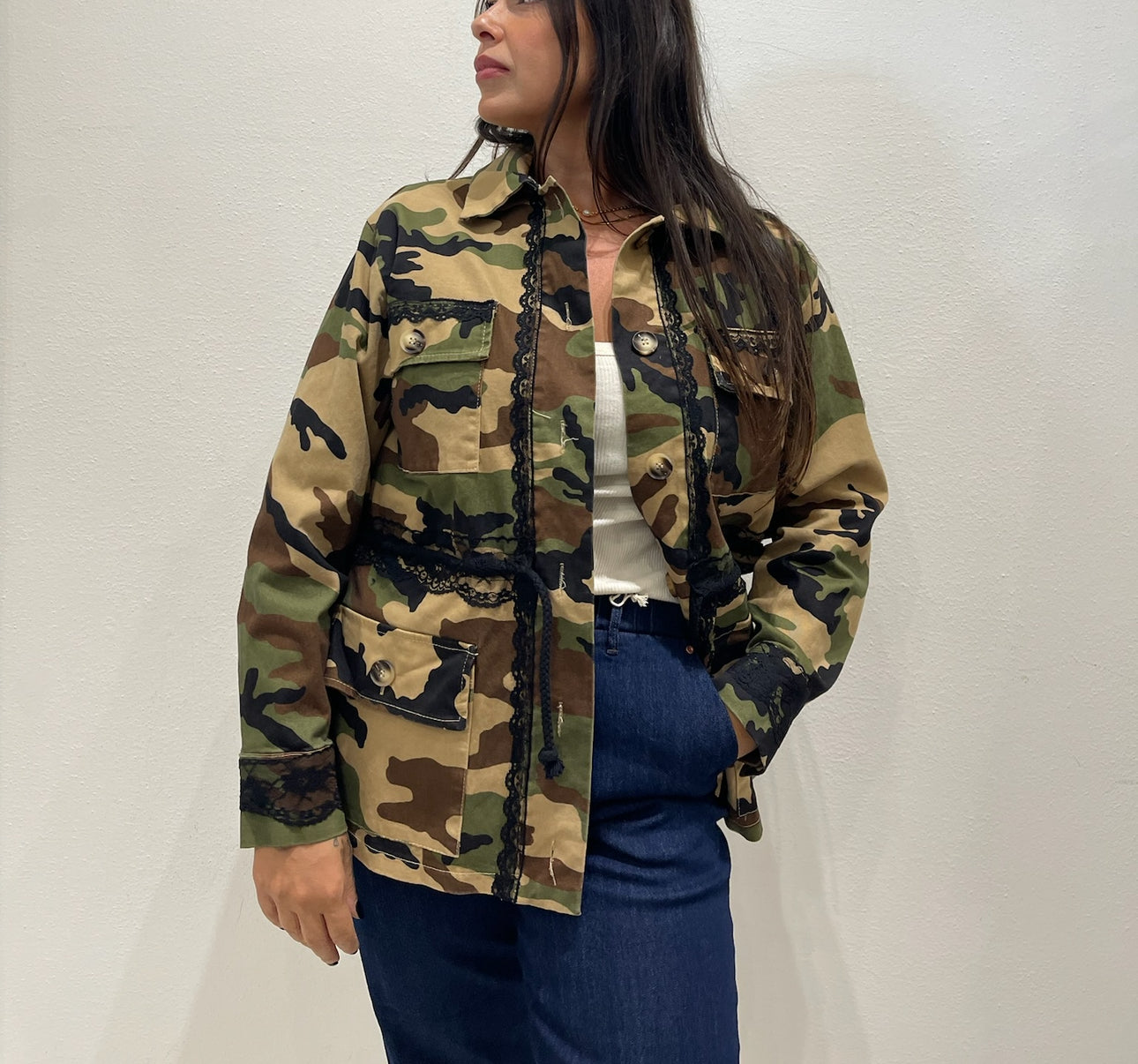 GIACCA CAMUFLAGE CON PASSAMANERIA