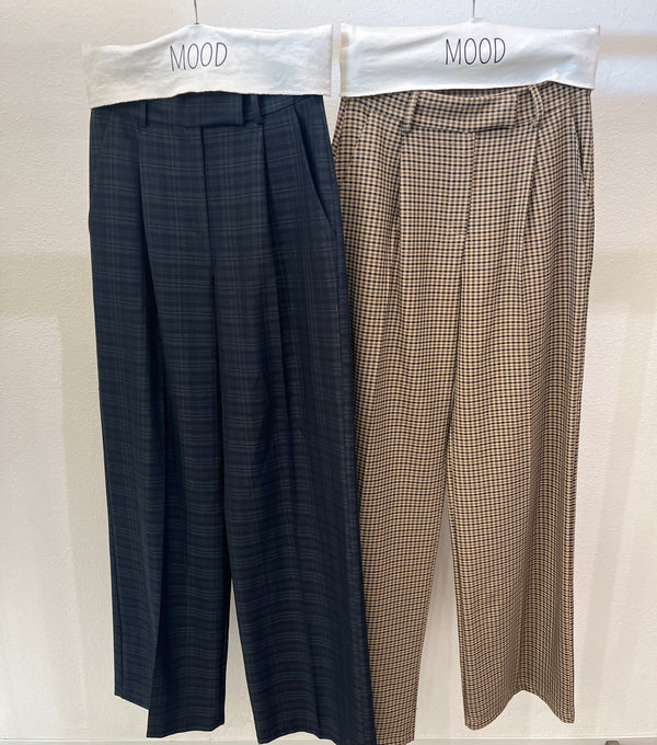 PANTALONE PALAZZO CON PIEGHE CHECK