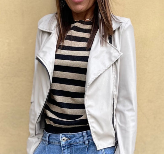 CHIODO IN ECOPELLE LEGGERA CON TASCHE